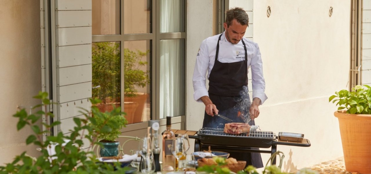 Barbecue at Château Fonscolombe in Provence, France